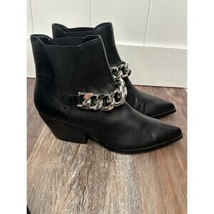 MARC FISHER LTD
Mlhenley Western Chelsea black Boots sz 9